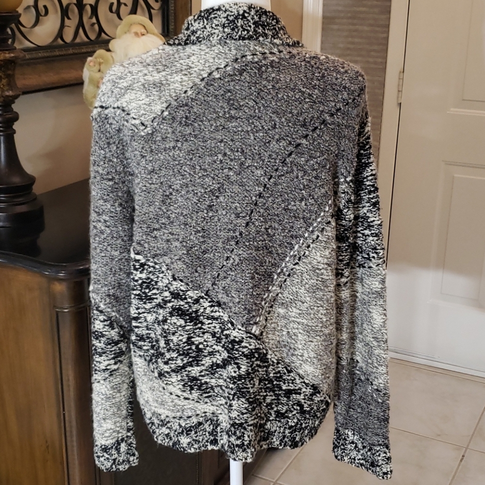Chico's Cardigan Sweater Size 2 Black and Gray - Picture 4 of 6